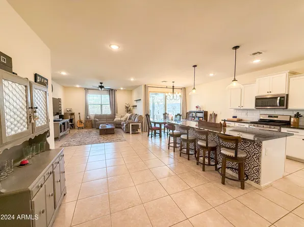 12324 W STATE Avenue, Glendale, AZ 85307