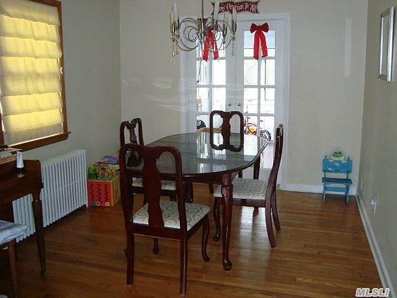 3rd image of 38 N Ocean Ave