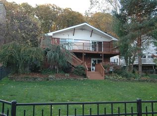125 McGregor Ave, Mount Arlington, NJ 07856
