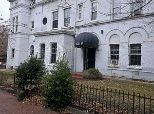 100 F St SE #4, Washington, DC 20003