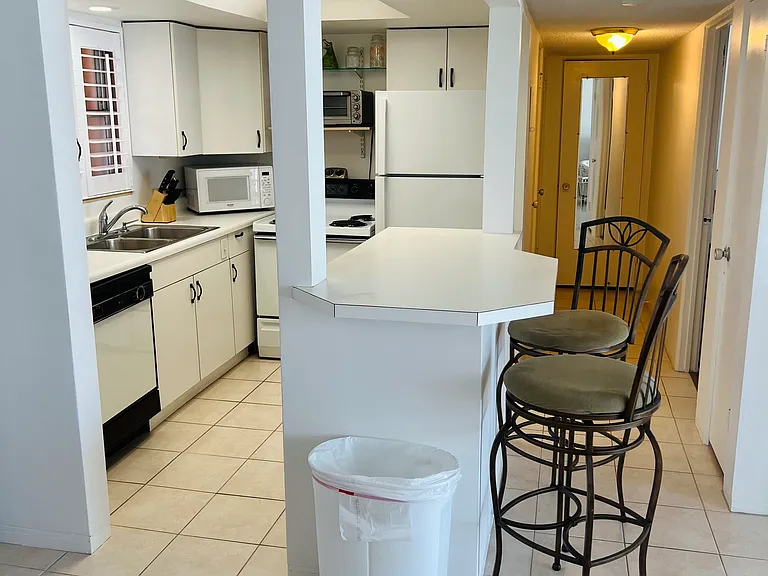 16400 Gulf Blvd #605 — Photo 12