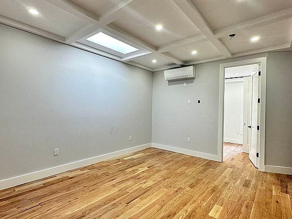2nd image of 708 Putnam Ave #3C