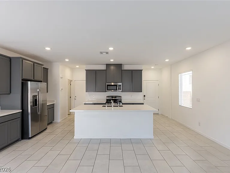 360 Great Ocean Ave — Photo 10