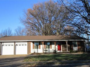 747 Yale Ave, Edwardsville, IL 62025