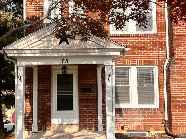 15 Cambridge Ave, Reading, PA 19609
