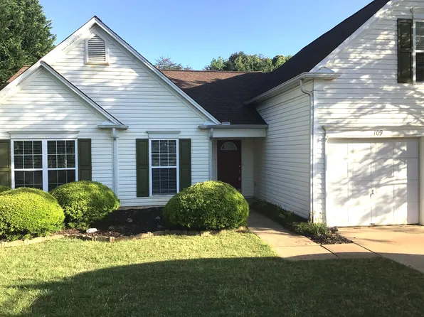 109 Karsten Creek Dr, Simpsonville, SC 29681
