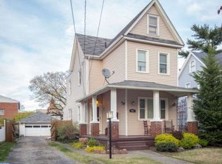 221 Delaware Ave, Riverside, NJ 08075