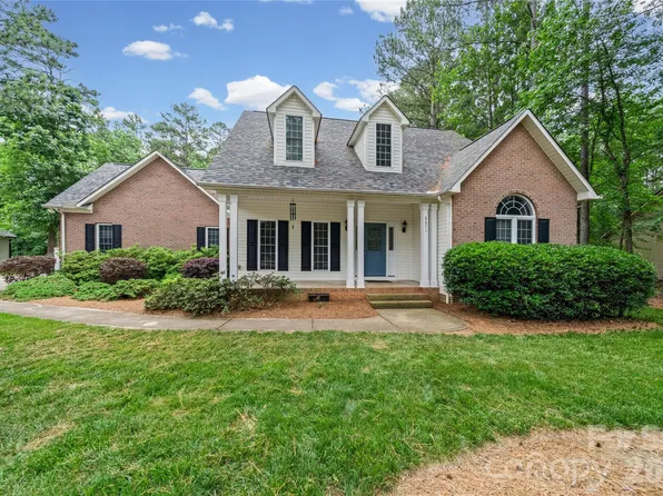 8871 Erbach Ln, Mount Pleasant, NC 28124