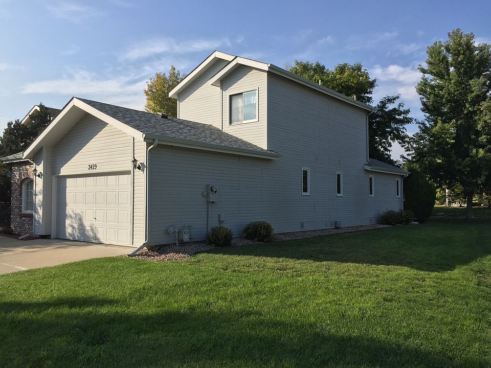 2nd image of 3429 Fieldstone Dr