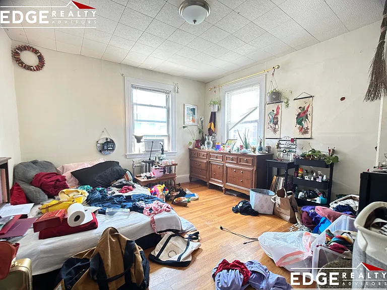 115 Lanark Rd — Photo 5