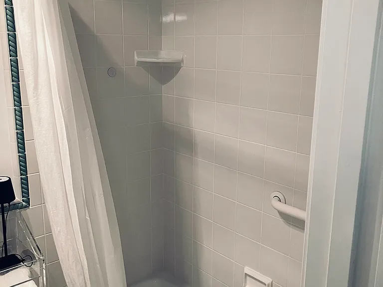 Shower.