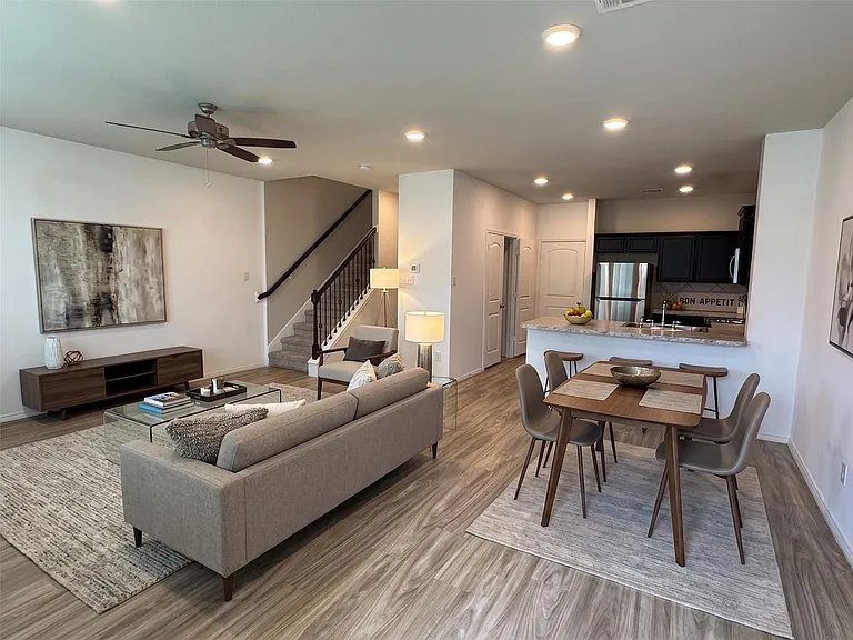 12715 Beatrice Terrace Dr — Photo 2