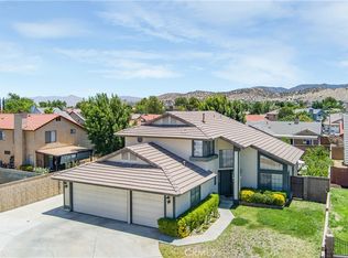 2102 Redrock Ct, Palmdale, CA 93551