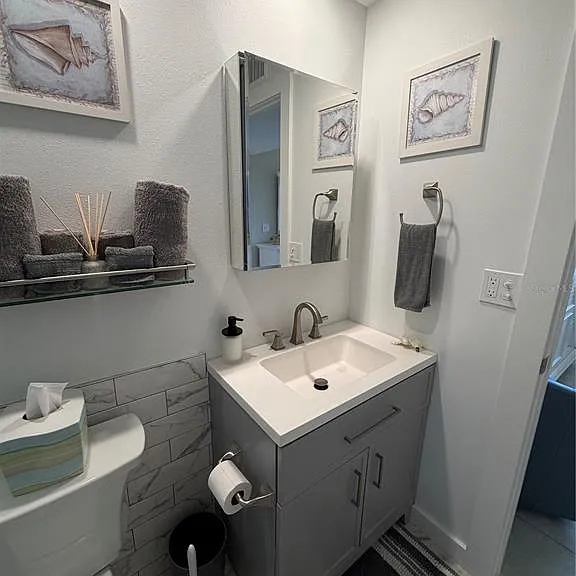 3808 Gulf Of Mexico Dr #E105 — Photo 21