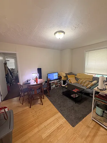 227 S 20th St #3R Photo 1