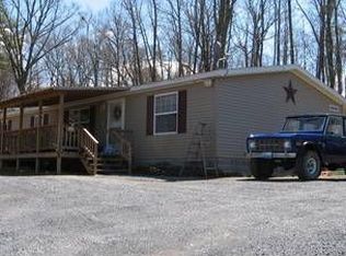 303 Holly Ave, Moorefield, WV 26836