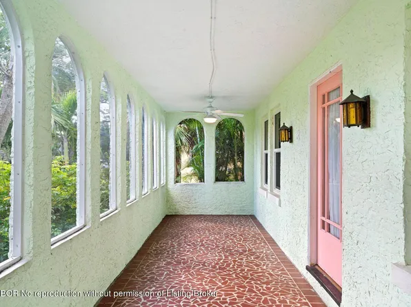 312 Fordham Dr, Lake Worth, FL 33460