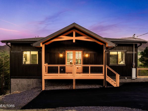 2638 Whipoorwill Hill Way, Sevierville, TN 37862