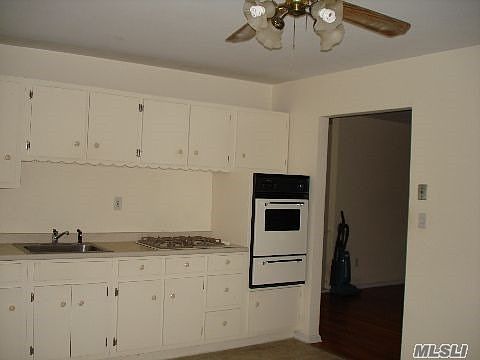 2nd image of 64 Hunter Ave