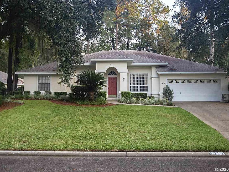 1st image of 1425 NW 100th Ter