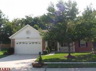 425 Nantucket Pointe Dr, Grover, MO 63040