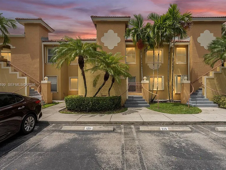 7851 NW 6th St #205-B — Photo 36