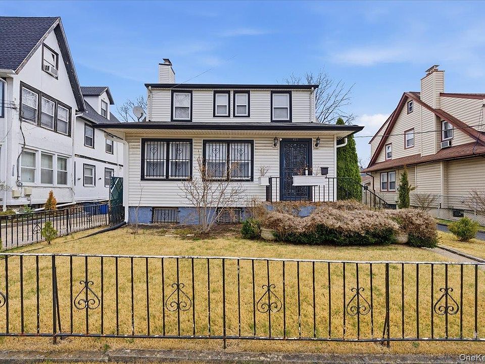 1st image of 421 Dunham Avenue