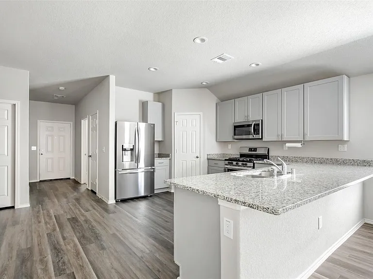 10031 Spring Creek Rd — Photo 14