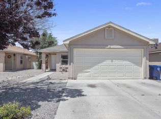 939 Telstar Loop NW, Albuquerque, NM 87121