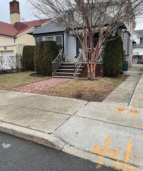 2nd image of 163 Beaumont St