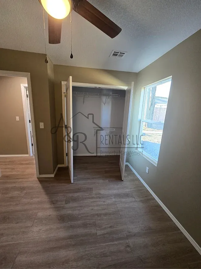 213 West Forest Street - 1 — Photo 4