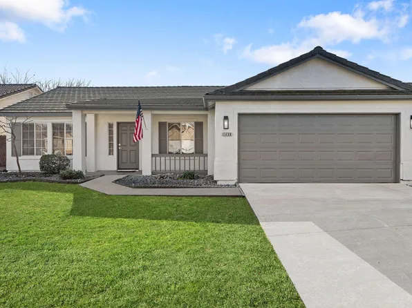 1459 Chimney Way, Lemoore, CA 93245