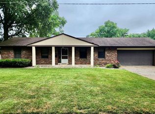 314 W Oak St, Mascoutah, IL