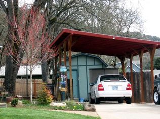 759 NE 11th St, Grants Pass, OR 97526