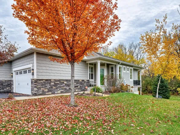 2354 Lemay Shores Dr, Mendota Heights, MN 55120