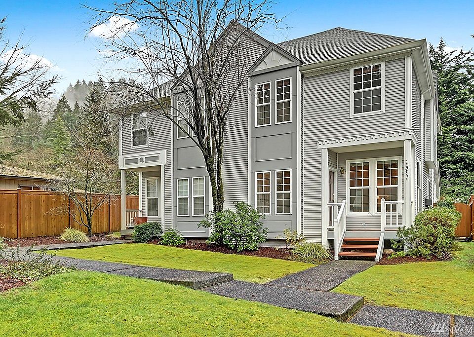 1st image of 575 NE Alder St #B