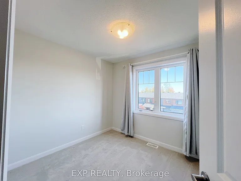 40 Teelin Cir — Photo 13