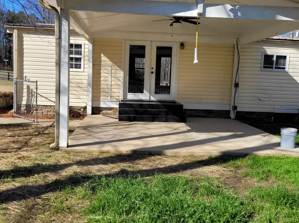 1605 Mountain Valley Cir, Cumming, GA 30040