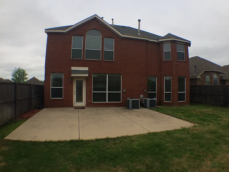 2509 Nueces Cv — Photo 22