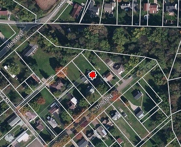 2nd image of 161 17th St NE