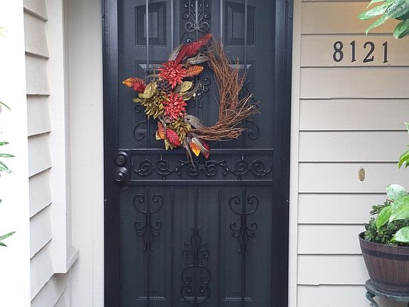 3rd image of 8121 Country Vista Ln