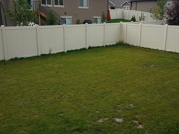 2nd image of 1719 N Lyndi Ln