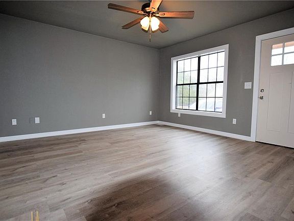 4th image of 308 S Garrett St