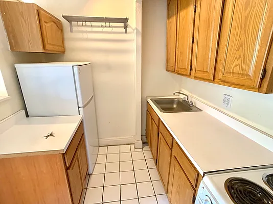 Rented by Prospect Heights Realty, Corp. | media 22