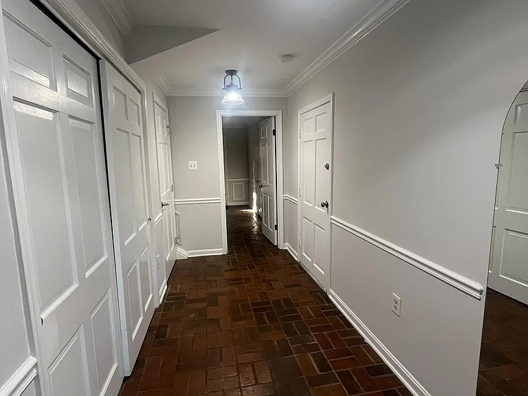 315 N Maple Ave — Photo 22