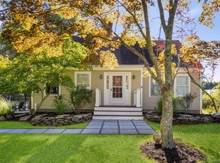 116 Bayview Ave, East Islip, NY 11730