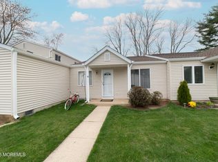 68 Greenwood Dr, Freehold, NJ 07728