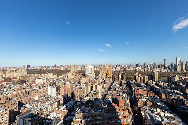 Sold by Compass | media 12