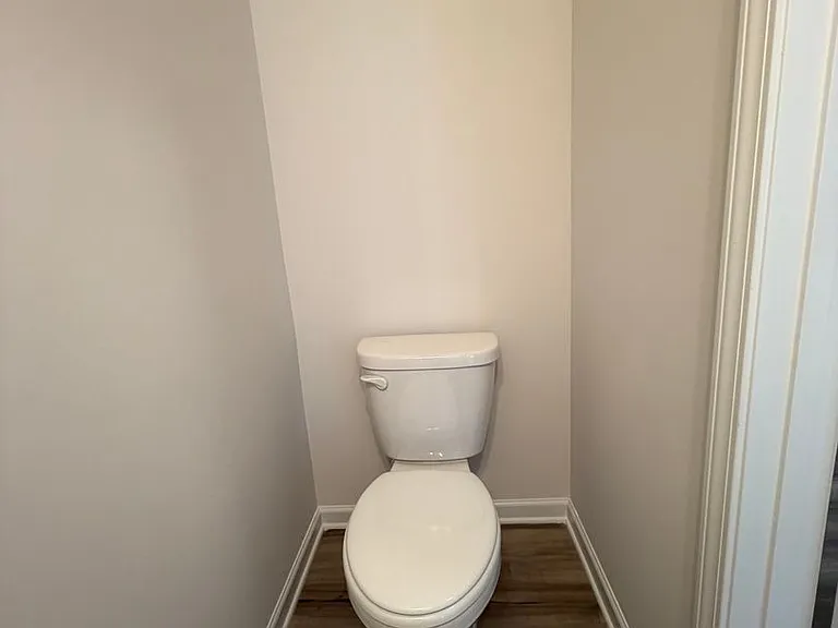 8 Cavalier Ct — Photo 11
