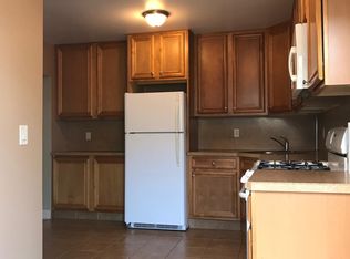 920 Amherst St APT 4, Buffalo, NY 14216